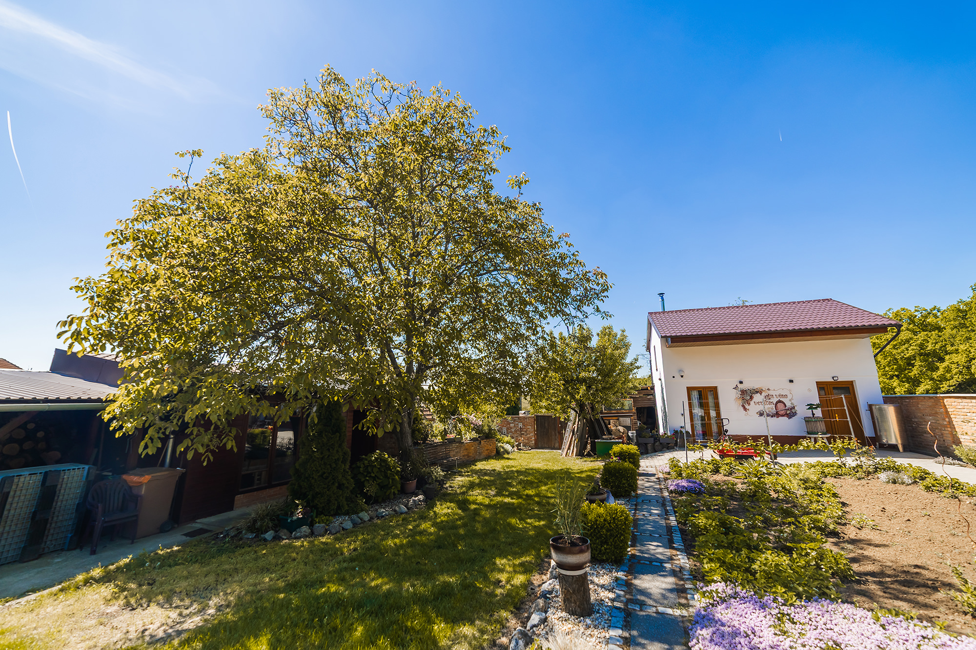 apartmany-a-vinarstvi-u-padaliku-043